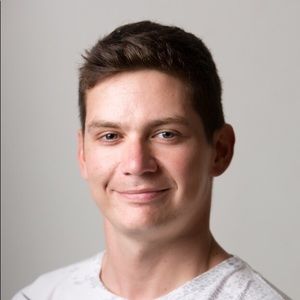 Meet your Posher, Louis